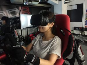 Đua xe tốc độ cao là thử thách cho trải nghiệm mới 